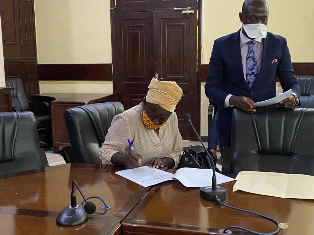 COVENANT NEWSPAPER - GOVERNMENT SETS TO PROVIDE COVID-19 MEDICAL PACKAGES1